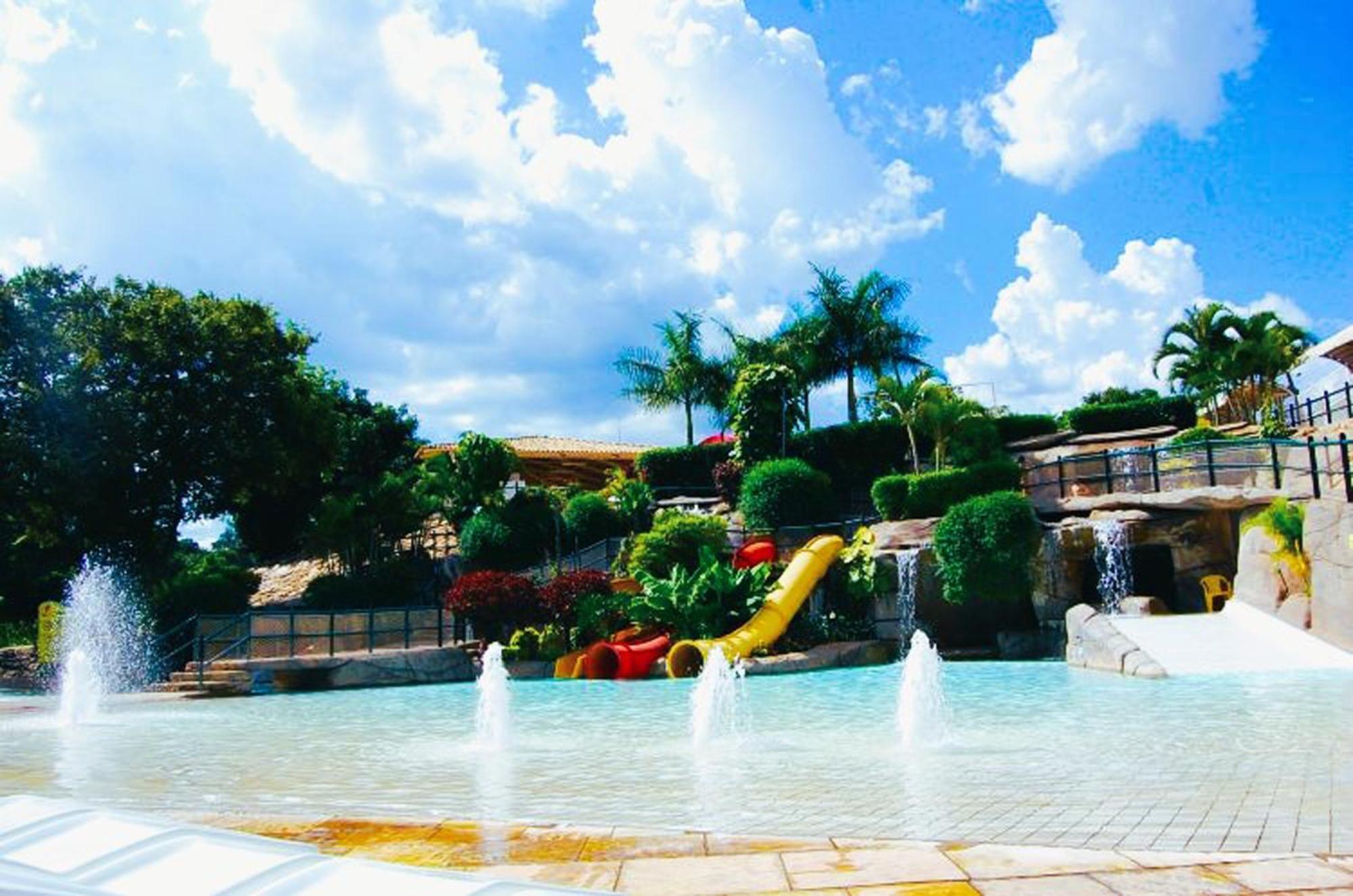 Piazza Diroma - Cortesia Park Diroma, Splash E Slide Caldas Novas Eksteriør billede